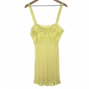 VICTORIA’S SECRET Babydoll Slip Lingerie Nightie Lace Mesh Floral Yellow Small